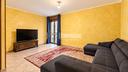 appartamento-di-ampia-metratura-con-3-camere