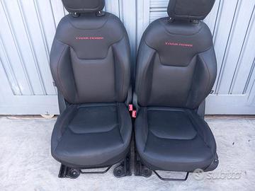 Tappezzeria o sedili in pelle per jeep renegade