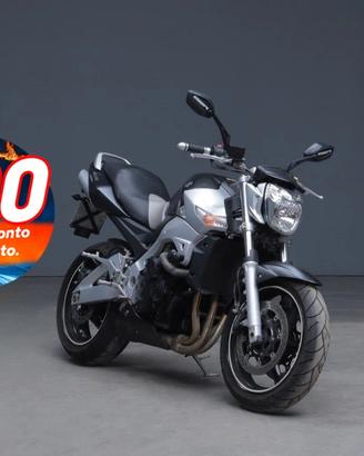 SUZUKI GSR 600