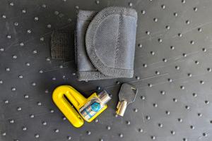 PIAGGIO ORIGINALE BLOCCADISCO  FRENO MOTO SCOOTER 