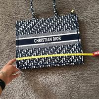 Nuova e capiente borsa CD