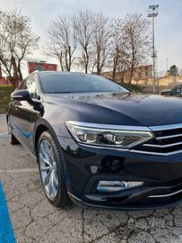 VW PASSAT B8 2020  190 CV Allestimento Esclusivo