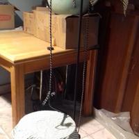 Piantana da terra e lampadario in ferro e stoffa