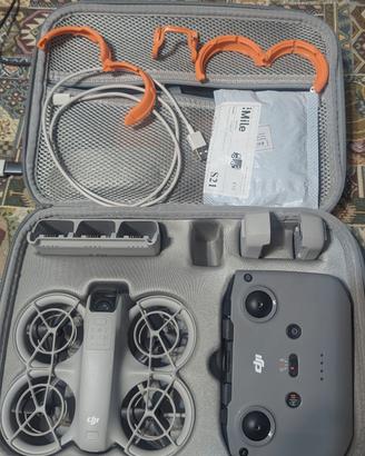 DJI Neo Fly More Combo + Custodia + 3 Batterie
