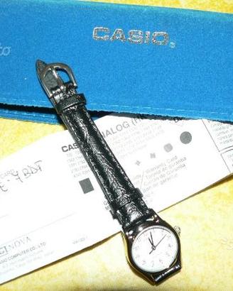 Orologio da polso Casio e altri