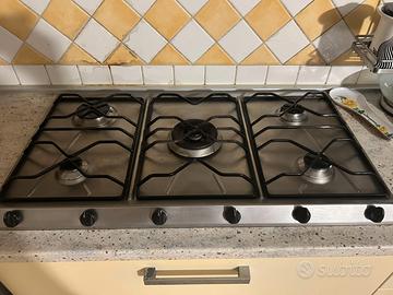 piano cottura smeg  90 cm 5 fuochi in acciaio