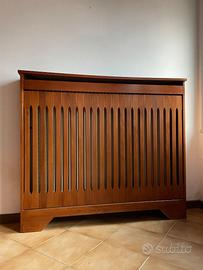 Copritermosifone in legno massello stile classico