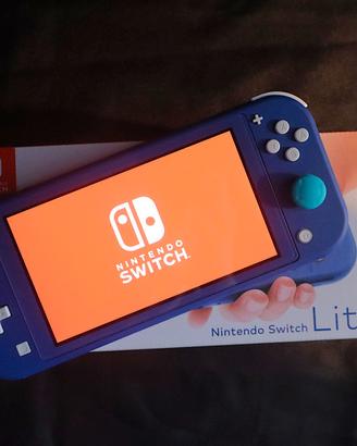 Nintendo Switch Lite Blu + Kit accessori