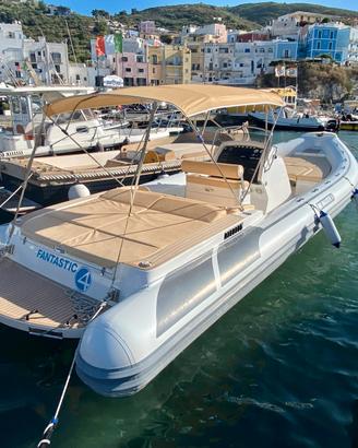 Gommone Master con rimorchio
