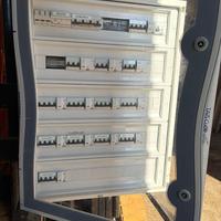 QUADRO ELETTRICO COMPLETO DI SALVAVITA