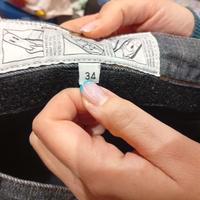 pantaloni moto con protezioni