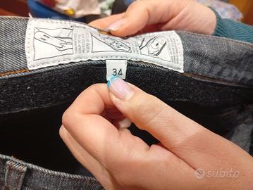 pantaloni moto con protezioni