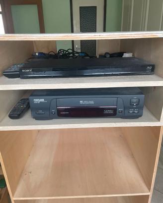 Lettore DVD + Lettore VHS