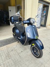 Piaggio Vespa 300 GTS