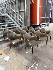 Elegante set di undici poltroncine anni '60