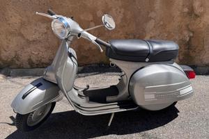 Vespa piaggio 200 rally