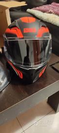 casco integrale taglia M