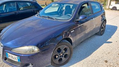 Alfa Romeo 147 1.9 JTD (120) 5 porte Distinctive X