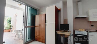 SUL MARE Monolocale clima-lavatrice-p.auto