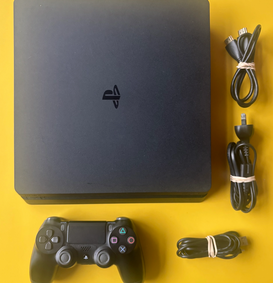 PS4 Slim  versione 1 TB