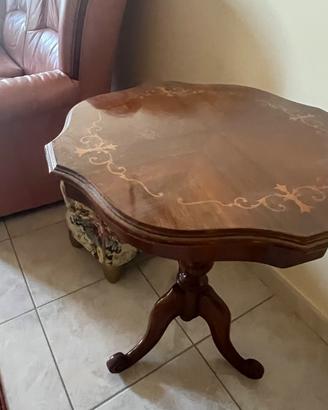 Tavolino da Salotto Classico Intarsiato Tre Piedi