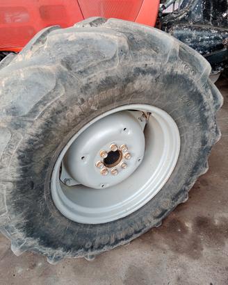 4 gomme trattore 