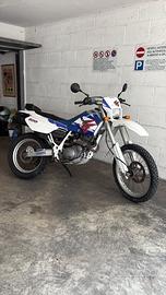 Yamaha TT600e