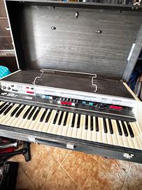 Organo Farfisa anni 70