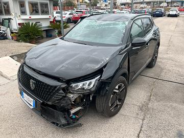 Peugeot 2008 PureTech 100 S&S Allure