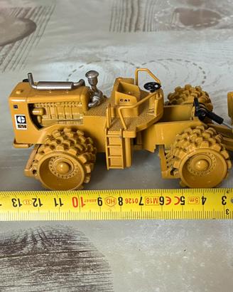 Modellino Caterpillar vintage
