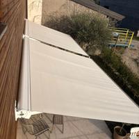 TENDA DA SOLE MOTORIZZATA