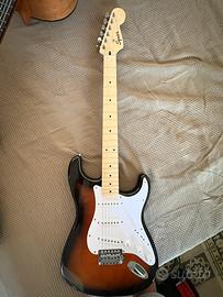 Chitarra Elettrica Fender Squier + amplificatore