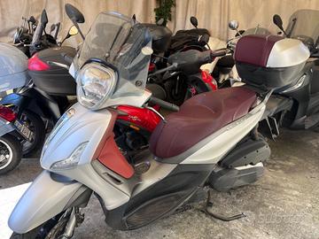 Piaggio Beverly 350