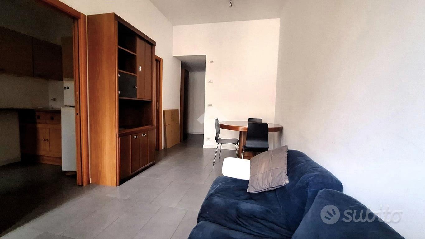 Apartment in Milano, Dergano, Municipio 9 - Altro