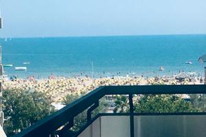 Fronte mare rimini