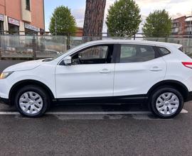 Nissan Qashqai 1.2 DIG-T Visia