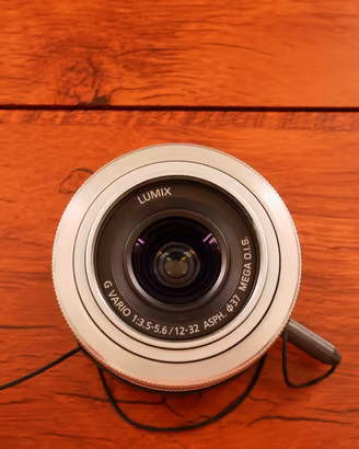 Lumix G Vario 12-32mm f/3.5-5.6 ASPH Mega O.I.S.