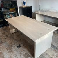 Scrivania Kratos lineare color acero