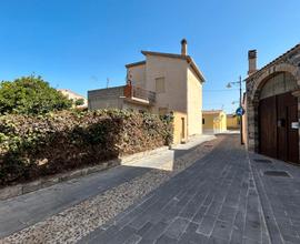 Casa Indipendente su due livelli con giardino