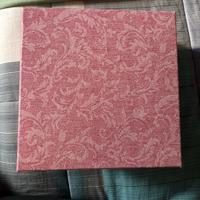 Scatole vuote con coperchio in tessuto rosa