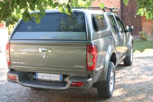 suv fuori strada steed Wall