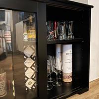 Credenza nera + ante scorrevoli