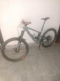 Santa Cruz Bronson C taglia M