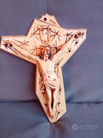 *Crocifisso resina marmorizata*