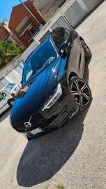 Volvo XC60 B5 AWD Geartronic R-design Momentum