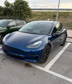 Tesla model 3 dual motor