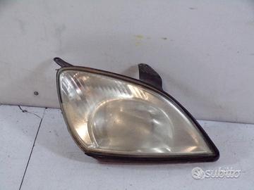 Faro anteriore destro DR5 2011