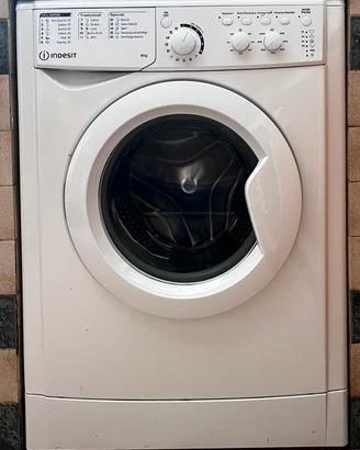 Lavatrice Indesit 6kg EWC 61051 Come nuova