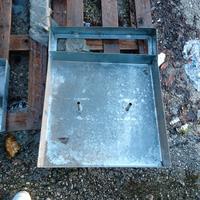 Chiusini da  riempimento zincati