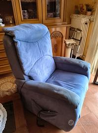 Poltrona con salita e discesa assistita